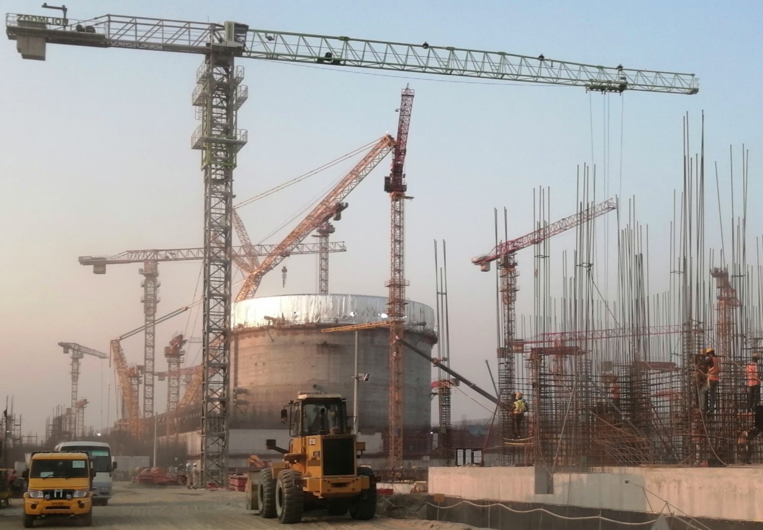 Стройка аэс в бангладеш. Бангладеш атомная станция городок. Аэс руппур бангладеш. Бангладеш атомная станция росатом. Мощность аэс руппур.